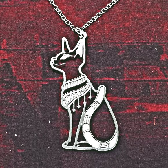 Baroque Vintage Jewelry - Egyptian Cat Goddess Bastet Silver Necklace